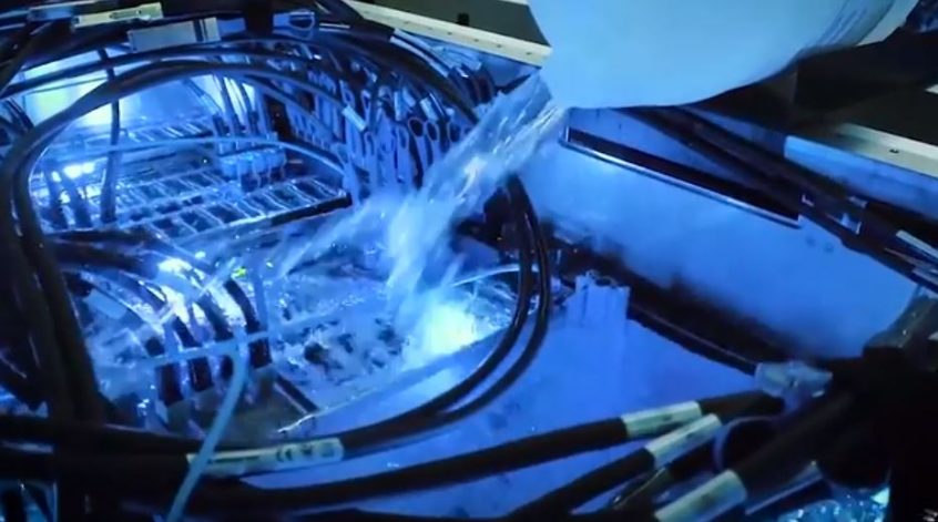 Why Liquid Cooling is the Future for Data Centers