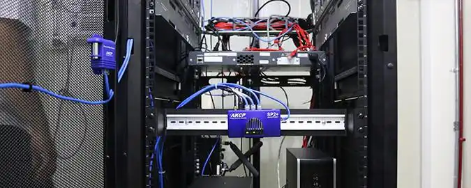 DIN Rail Mounted SP2+ with internal modem and 3 sensor temperature and humidity thermal map and 2x RFID swing lock handles.