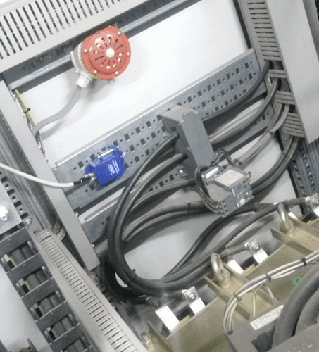 THS00-installed-in-ICT-Room-at-voltage-stabilizer