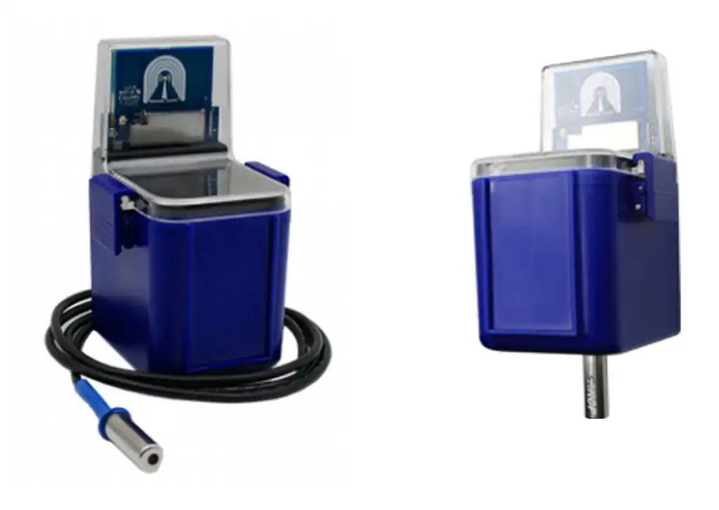 AKCP Wireless Temperature Sensors for Concrete Monitoring