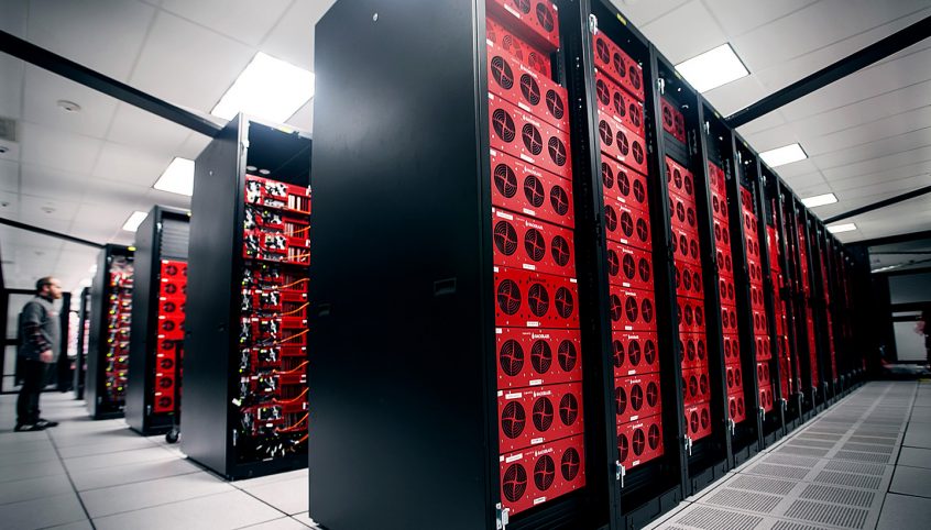 Essential Guide to the Right Data Center Cooling Method