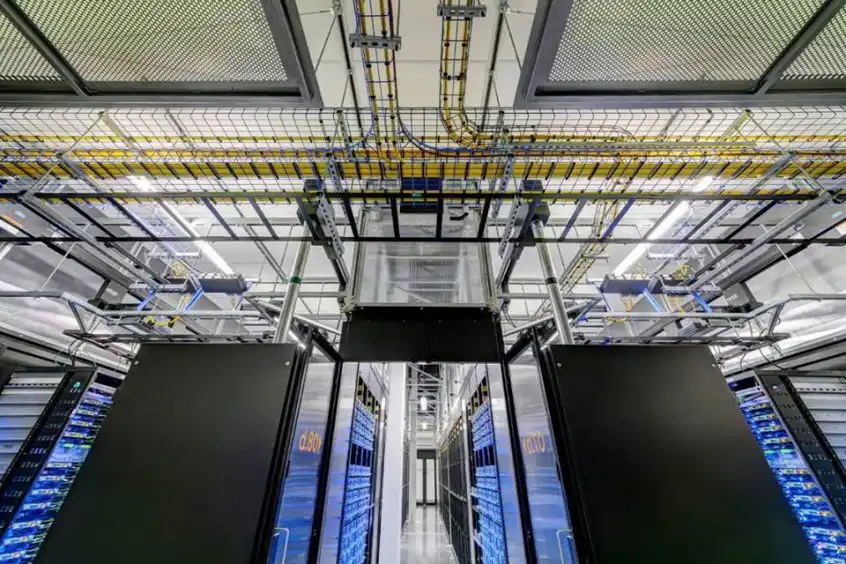 Enhancing IT System Reliability with N-Modular Redundancy: A Comprehensive Guide AKCP04.2023Articles, Blog