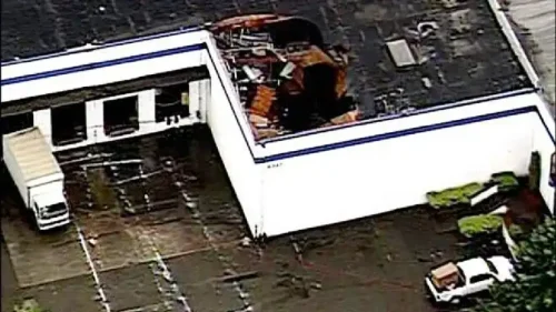 roof-collapse-768×432 Image courtesy of https://komonews.com/archive/seattle-area-warehouse-roof-collapses-in-rain